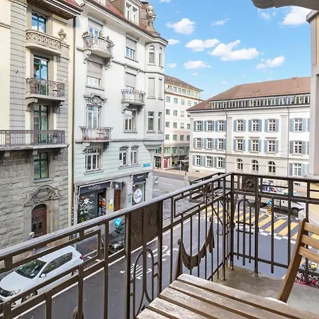 Modern & Central Apartments